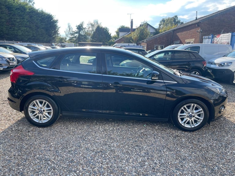 2012 Ford Focus 1.0T EcoBoost Titanium Euro 5 (s/s) 5dr HATCHBACK Petrol Manual