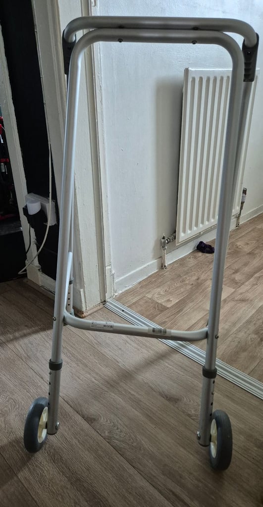 Zimmer frame & bed rail 