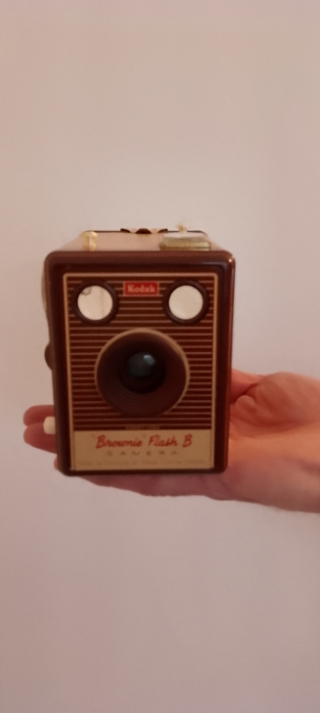 Vintage Kodak Brownie Flash B
