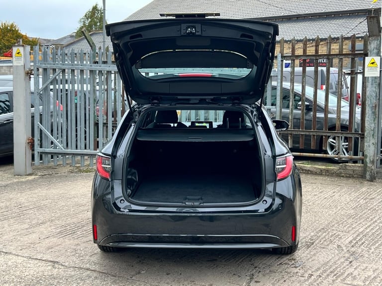 2019 Toyota Corolla 1.8 VVT-h Icon Tech Touring Sports CVT Euro 6 (s/s) 5dr ESTATE Petrol/Electri...