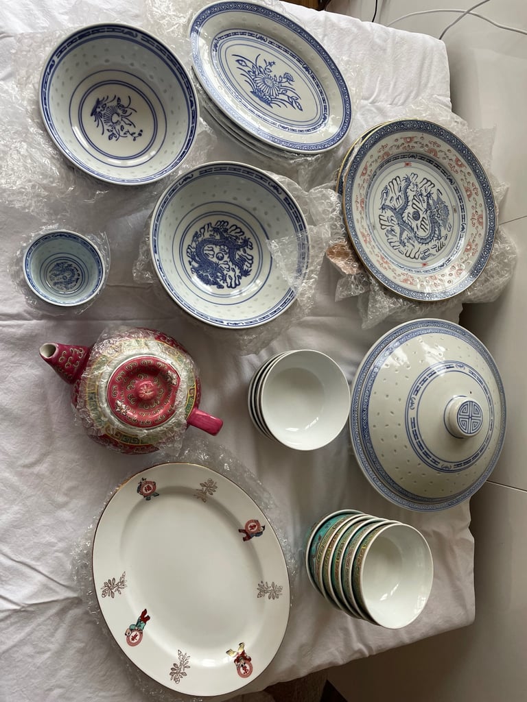 image for Chinese dinner plates : Assortment Vintage Blue & White made in China, priced £8 EACH 