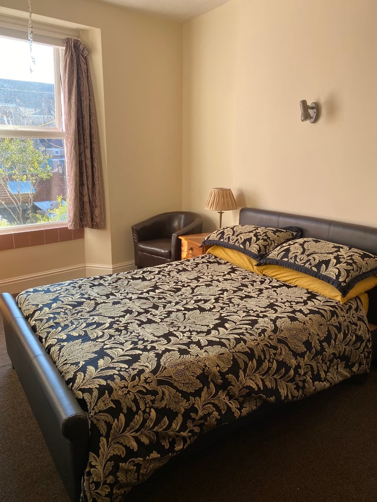 Double room to rent - Stoke Plymouth