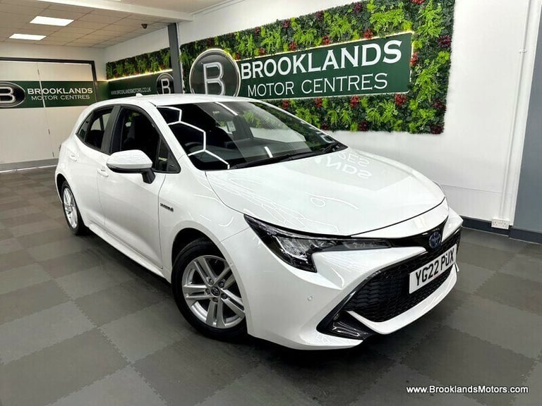 Toyota Corolla ICON TECH [SAT NAV, HEATED SEATS &amp; REVERSE CAMERA]