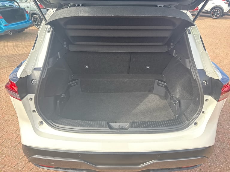 2022 Nissan Qashqai 1.3 Dig-T N-Connecta SUV/Crossover Petrol Manual
