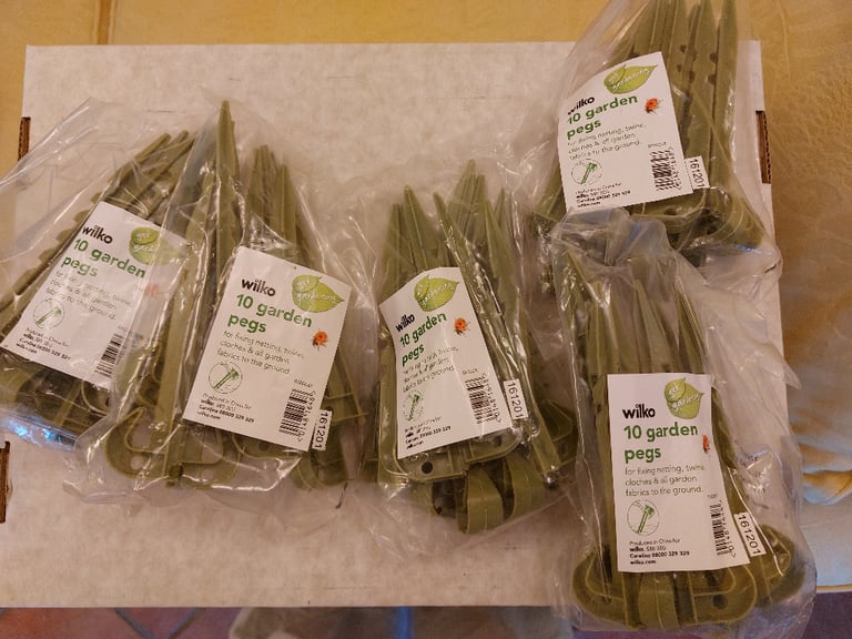 image for 50 garden pegs, unused and in original packaging