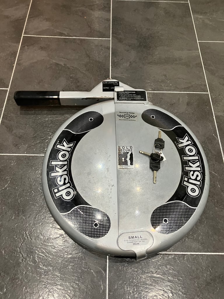 Disklok  Steering Wheel Lock - Small - With  3 Keys + ID Tag