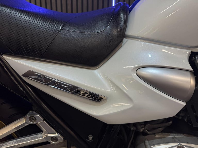 2009 Yamaha XJR1300 09