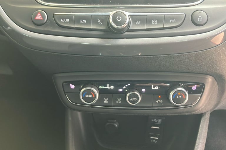  Vauxhall Crossland 1.2 Turbo Elite Edition Suv 5dr Petrol Auto Euro 6 s/s 130