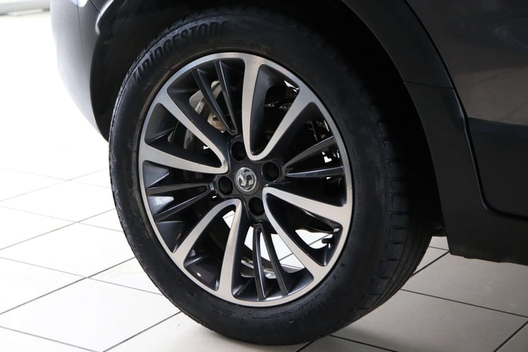 2019 Vauxhall Crossland X 1.2 Crossland X Elite T 5dr SUV Petrol Manual