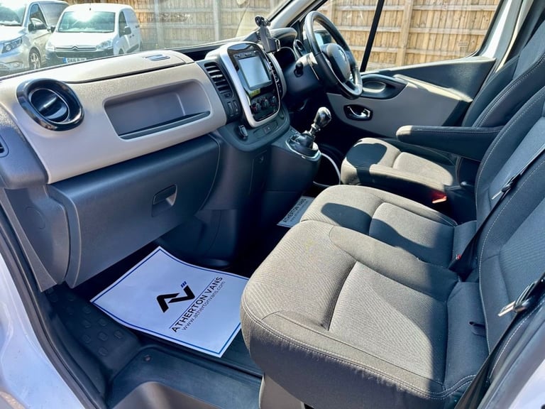 2018 Renault Trafic 1.6 dCi 27 Sport Nav Crew Van Double Cab 6dr Diesel Manual SWB Euro 6 (120  C...