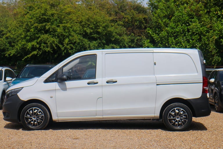  Mercedes-Benz Vito 2.1 114 CDI BlueTEC RWD L1 Euro 6 (s/s) 5dr Diesel Manual