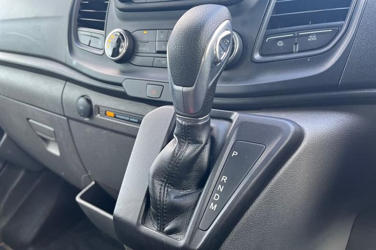 2023 Ford Transit 460 Leader AUTO L4 H3 ELWB High Roof 17 Seat Minibus RWD 2.0 EcoBlue 165ps, Min...