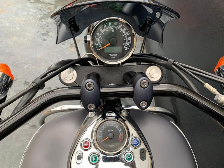 TRIUMPH SPEED MASTER 865 HPI CLEAR CRUISER