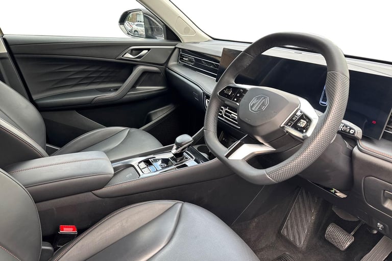 2025 MG MG HS 106287 Hatchback Petrol Automatic