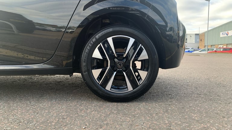 2024 Peugeot 208 1.2 PureTech Allure Hatchback 5dr Petrol Manual Euro 6 (s/s) (100 ps) Hatchback ...