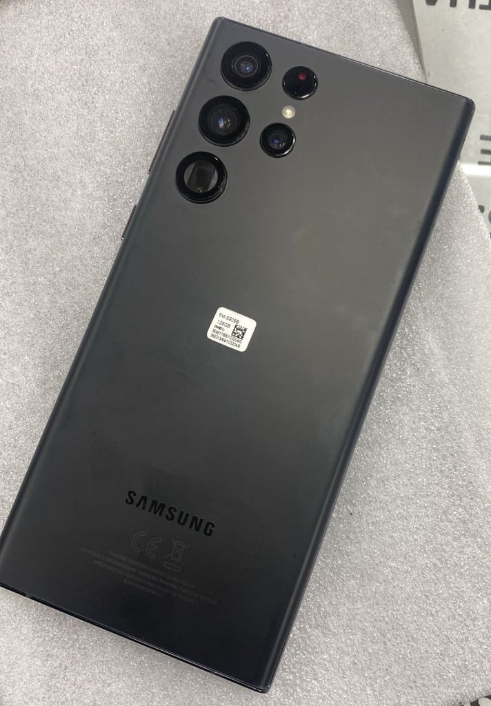 Samsung S21 Ultra/S22 Ultra 128GB/S23 Ultre 256GB 5G Unlocked Pristine Condition PICK UP ONLY