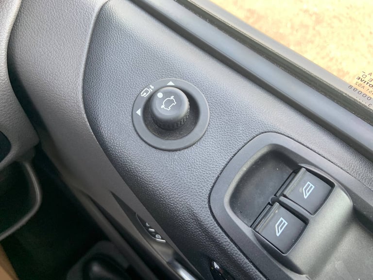 2023 Ford Transit Custom 300 2.0 EcoBlue 130ps L1 D/Cab Limited  Double Cab DIESEL Manual