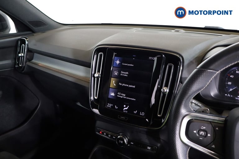 2020 Volvo XC40 2.0 T4 R DESIGN 5dr AWD Geartronic ESTATE PETROL Automatic