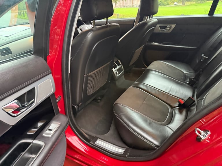 2013 Jaguar XF 2.2d [200] Sport 4dr Auto SALOON Diesel Automatic