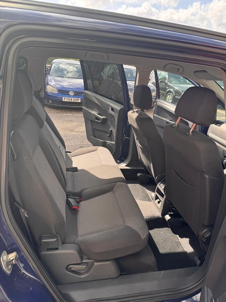 2014 Vauxhall Zafira – 7 Seater | ULEZ Compliant | Excellent Condition | £3,400 (Negotiable)