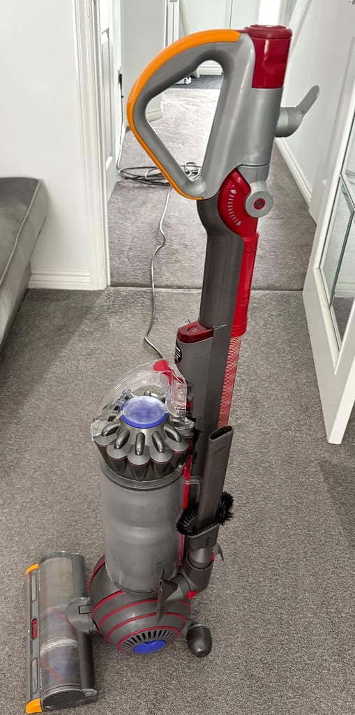 image for Dyson hoover for sale £80