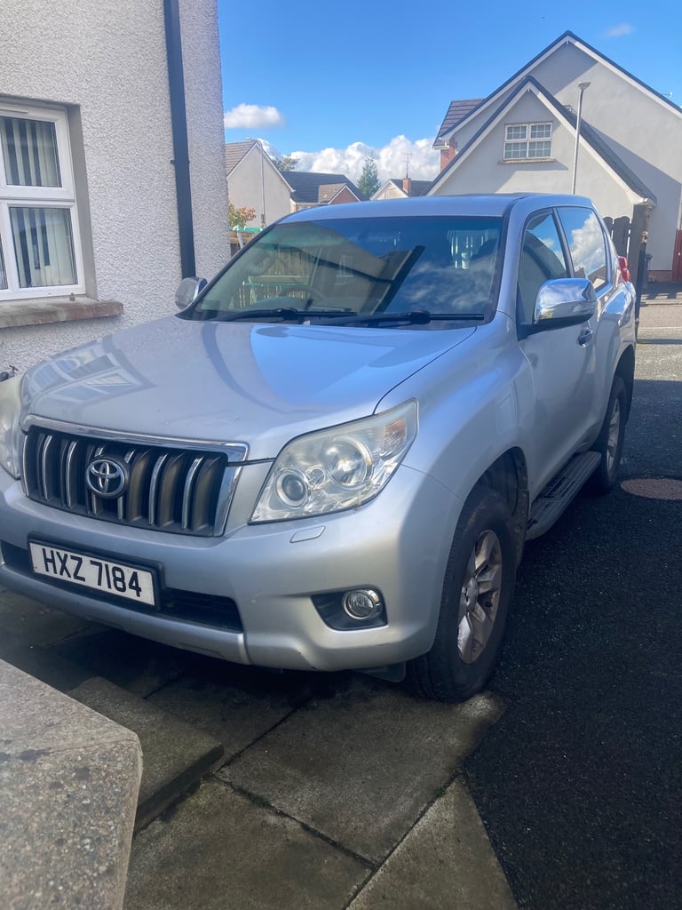 Toyota, LAND CRUISER, Estate, 2011, Manual, 2982 (cc), 3 doors