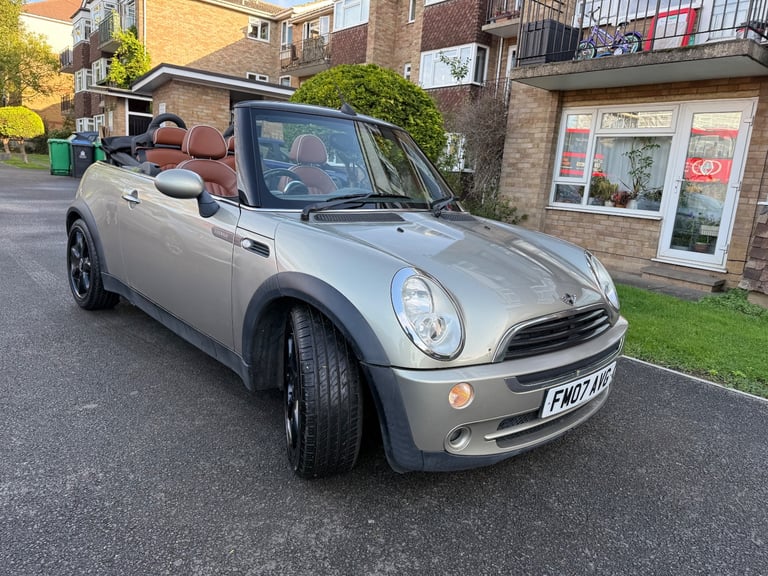 Mini sidewalk, Convertible, 2007, Manual, 1598 (cc), 2 doors