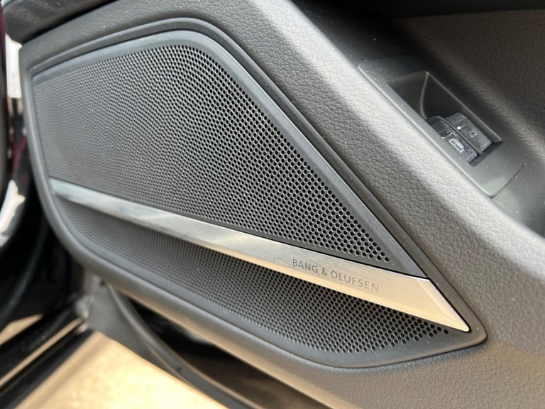 2022 72 Audi A8 3.0 V6 TFSie 60 S-Line Quattro 462ps