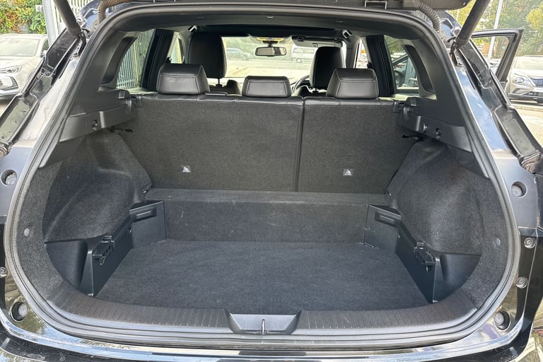 2022 Nissan Qashqai 1.3 DiG-T MH Tekna 5dr Hatchback Petrol Manual