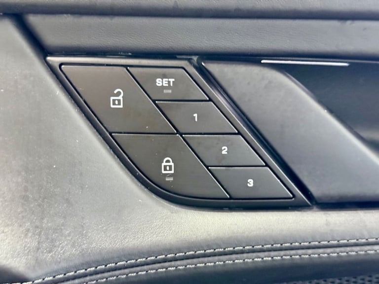 2022 72 PORSCHE TAYCAN PERFORMANCE PLUS 93.4KWH TURBO CROSS TURISMO 5DR ELECTRIC