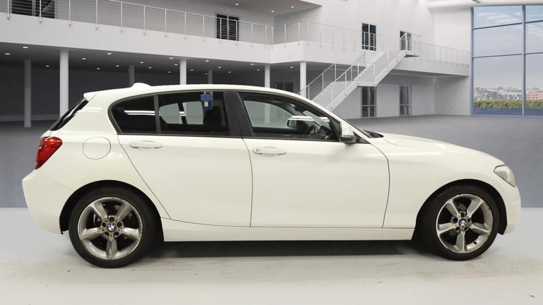 2012 BMW 1 Series 1.6 116i Urban Euro 5 (s/s) 5dr HATCHBACK Petrol Manual