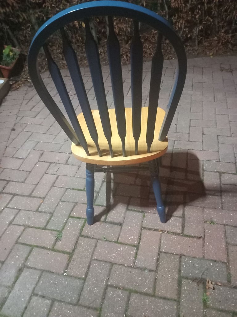 4 chairs 
