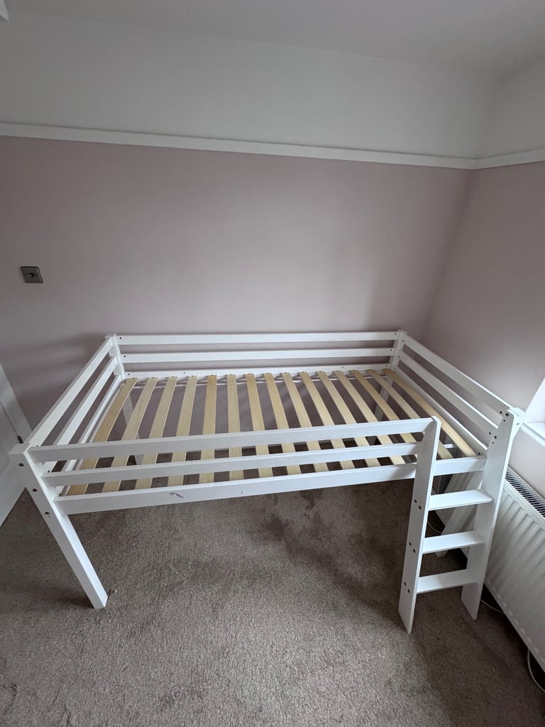 Moro Cabin Bed Midsleeper with Fairies Package in Classic White