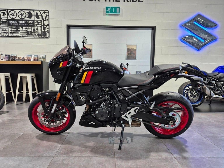 Suzuki GSX-8TT, 2025, Glass Sparkle Black IN STOCK NOW