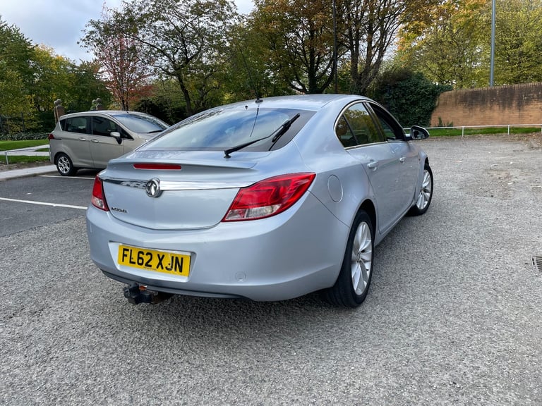 Vauxhall, INSIGNIA, Hatchback, 2012, Manual, 1796 (cc), 5 doors
