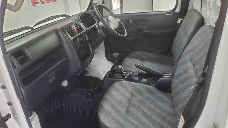 Mazda suzuki mini pick up 650cc 4wd fresh japanese import only 6k miles 2012