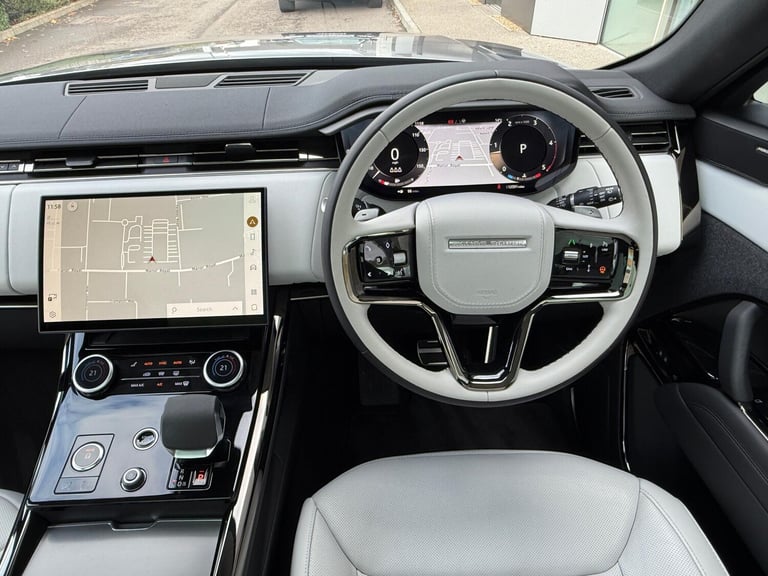 2023 Land Rover Range Rover Sport 3.0 D300 MHEV Dynamic SE SUV 5dr Diesel Auto 4WD Euro 6 (s/s) (...