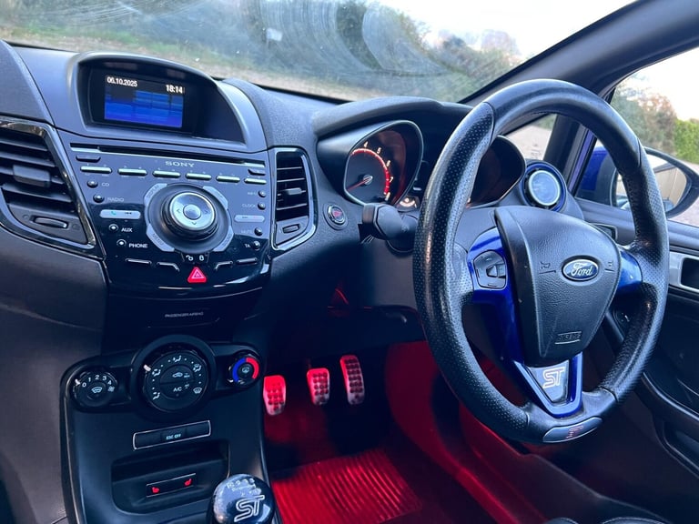 2014 Ford Fiesta 1.6T EcoBoost ST-2 Hatchback 3dr Petrol Manual Euro 6 (182 ps) HATCHBACK Petrol ...