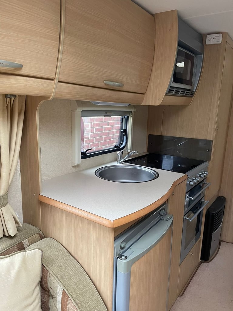 Abbey Expression 550 Michael Jordan Caravan