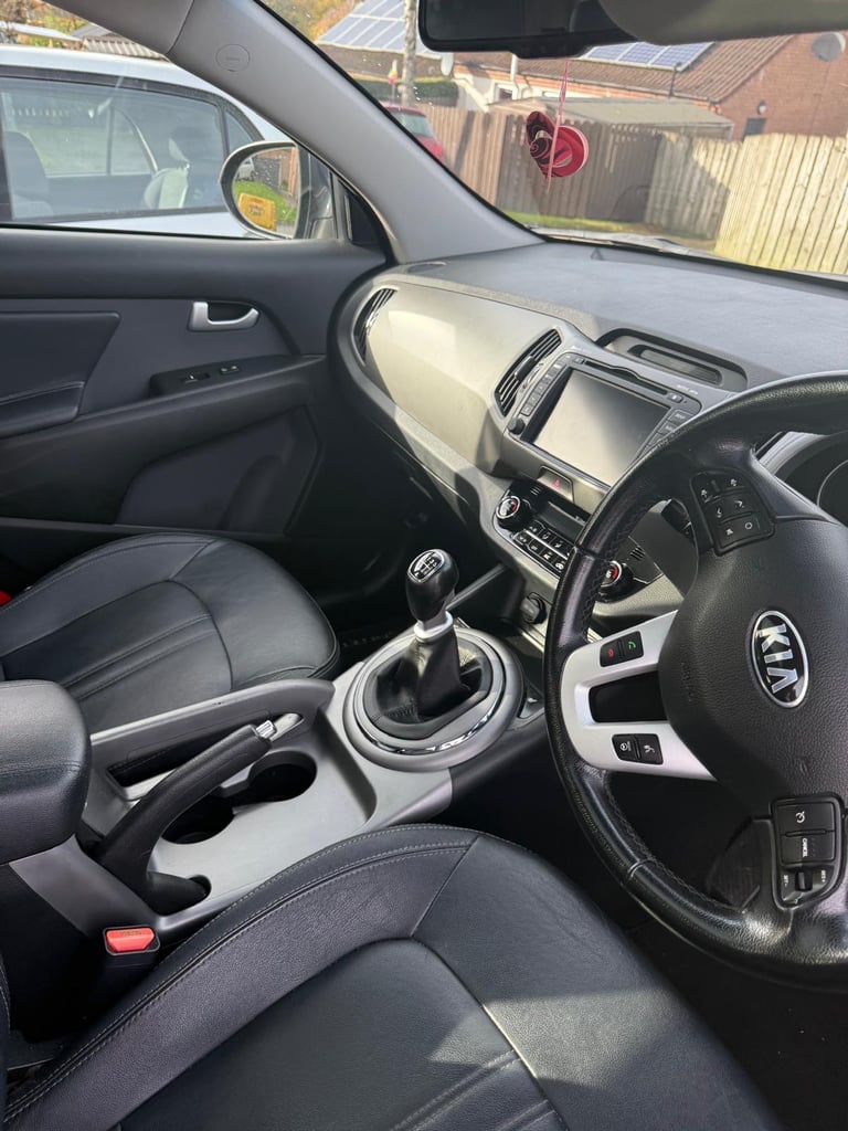 Kia, SPORTAGE, Estate, 2014, Manual, 1685 (cc), 5 doors