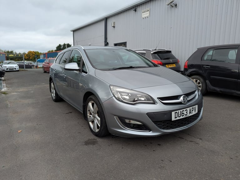 2013 Vauxhall Astra 1.6i 16V SRi 5dr ESTATE Petrol Manual