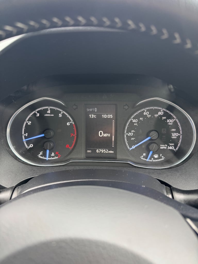 2019 toyota yaris icon 1.5 petrol manual 67000 miles ideal for new drivers cheap 