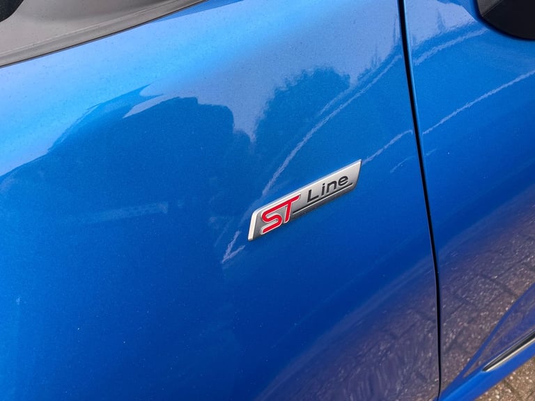 2022 Ford Puma 1.0 EcoBoost Hybrid mHEV 155 ST-Line Vignale 5dr Hatchback Petrol Manual