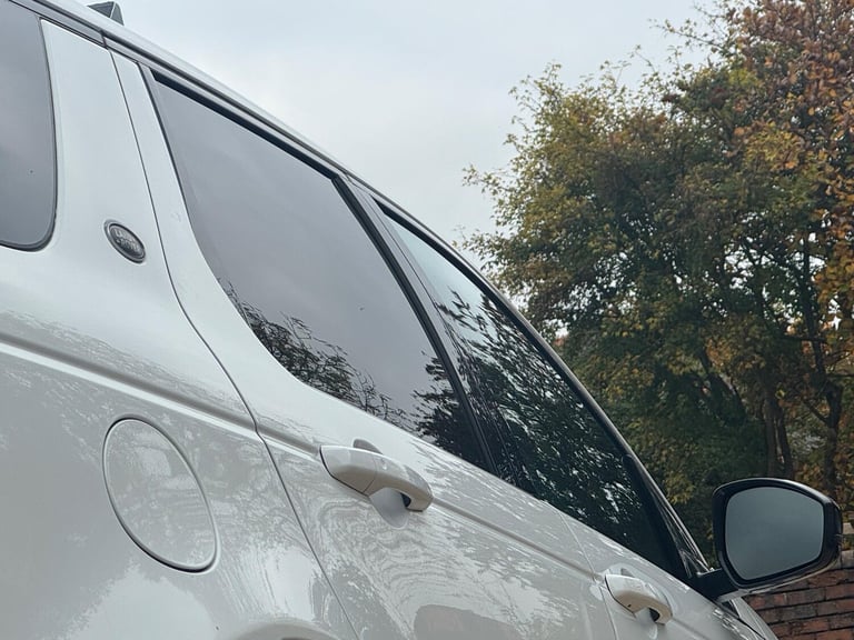 2017 Land Rover Discovery Sport 2.0 TD4 SE Tech 4WD Euro 6 (s/s) 5dr ESTATE Diesel Manual