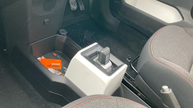 2025 Dacia Spring 27kWh Expression 65 48kW 5dr Auto Electric Hatchback Hatchback Electric Automatic