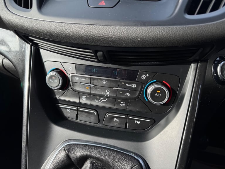 2019 Ford Kuga 1.5T EcoBoost ST-Line Euro 6 (s/s) 5dr HATCHBACK Petrol Manual