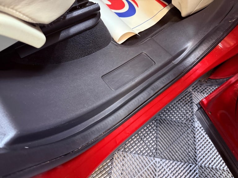 2017 Land Rover Discovery Sport 2.0 TD4 HSE Luxury Auto 4WD Euro 6 (s/s) 5dr ESTATE Diesel Automatic