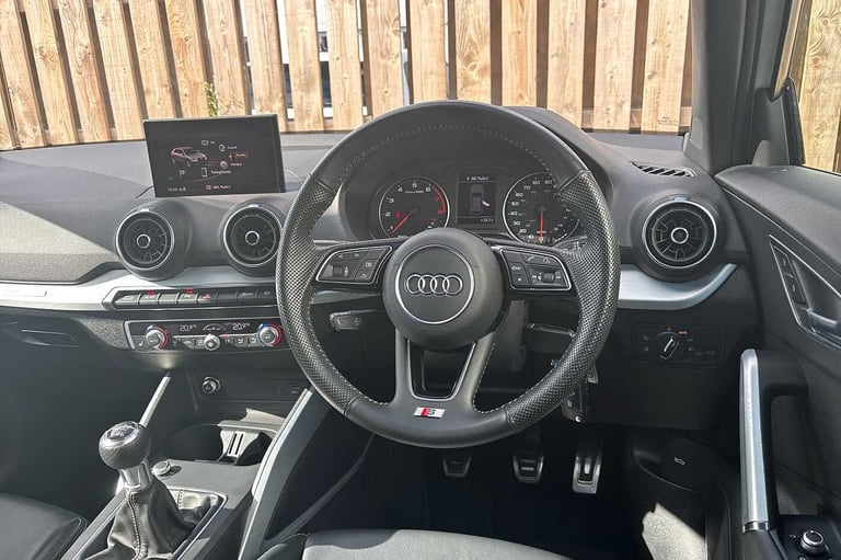 2023 Audi Q2 35 TFSI S Line 5dr SUV PETROL Manual