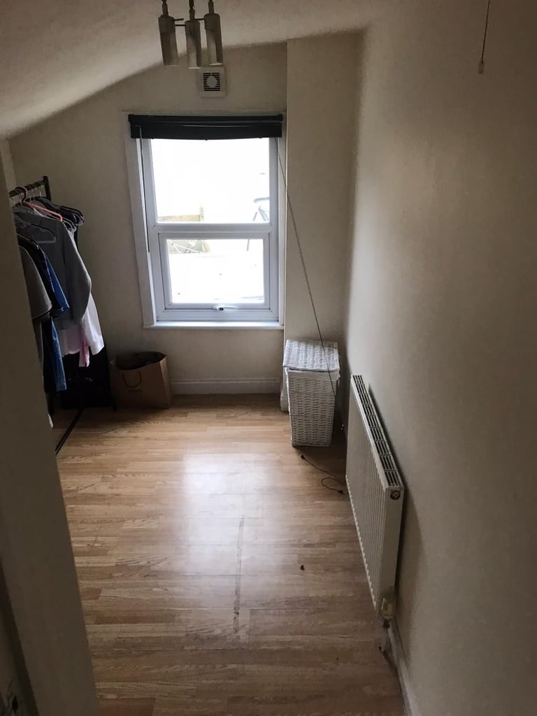 THREE BEDROOM HOUSE TO RENT GILLINGHAM 
