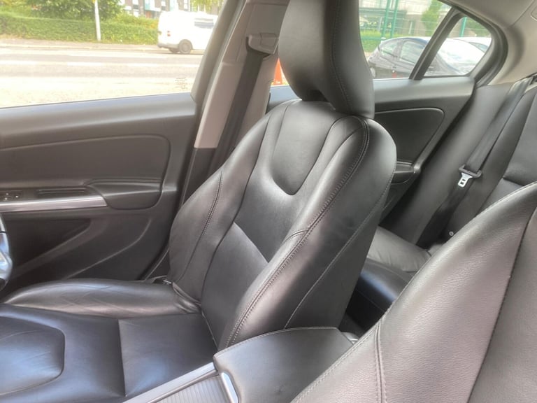 2016 Volvo S60 T3 [152] SE Nav 4dr SALOON PETROL Manual